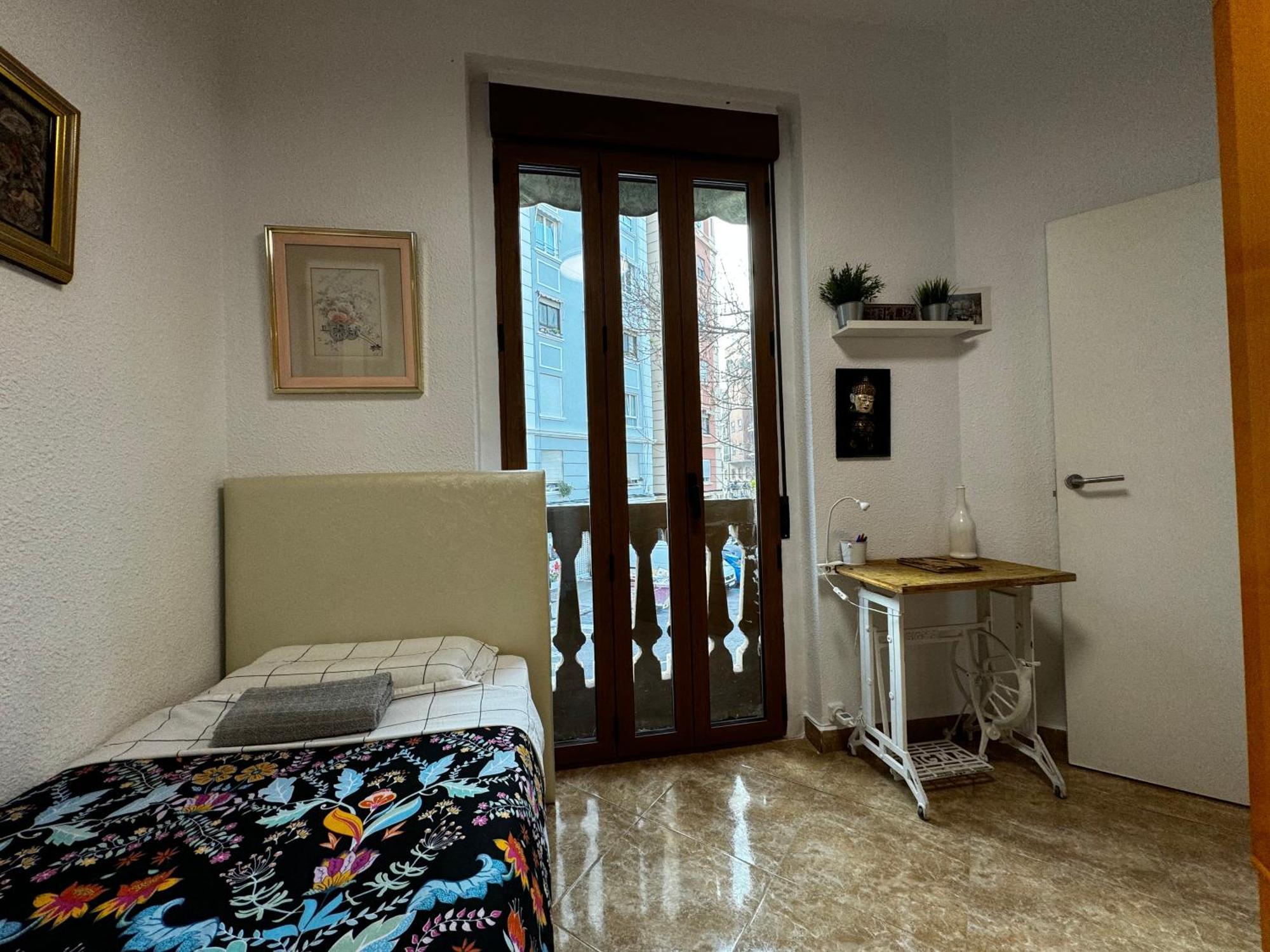 Ferienwohnung Russafa Codrut Valencia Exterior foto